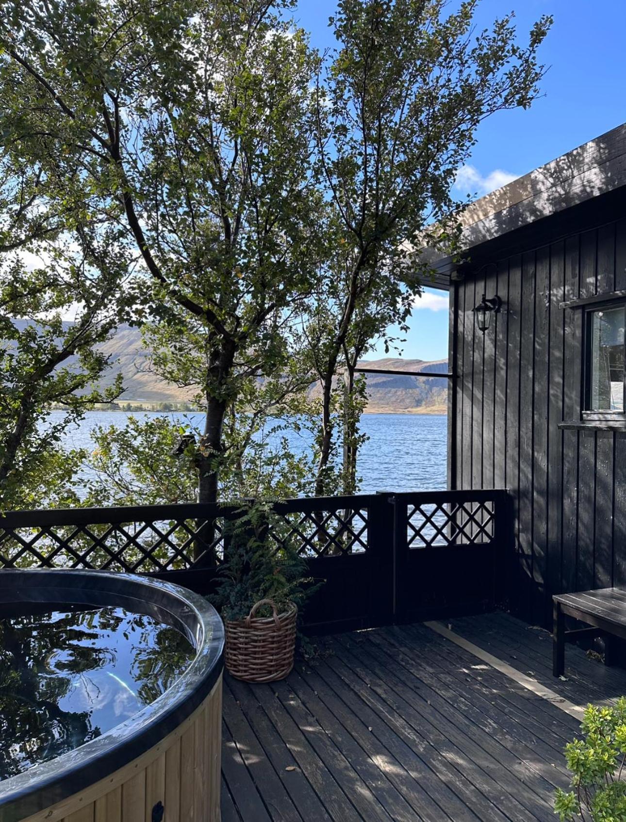 Cosy Lakeview Cabin 45 Minutes From Reykjavik Мосфедльсбайр Экстерьер фото